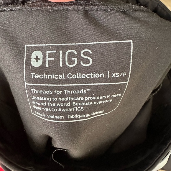 Figs Zamora Scrub Jogger Pants in Black - Picture 6 of 6